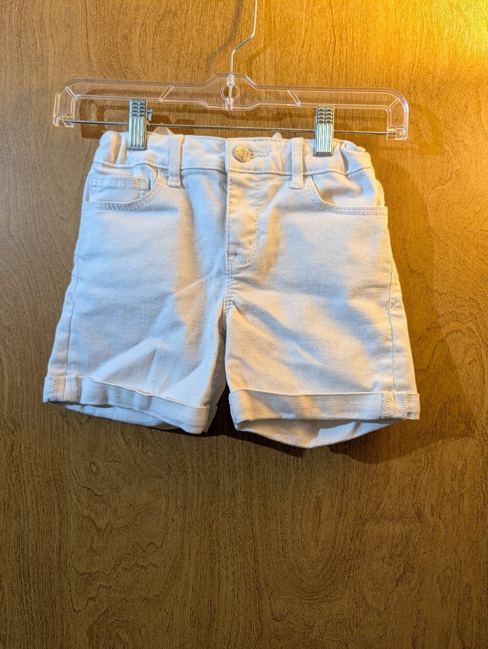 GAP Denim White Stretch Midi Shorts.